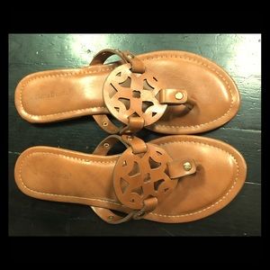 Size 8.5 leather sandals Pierre Dumas